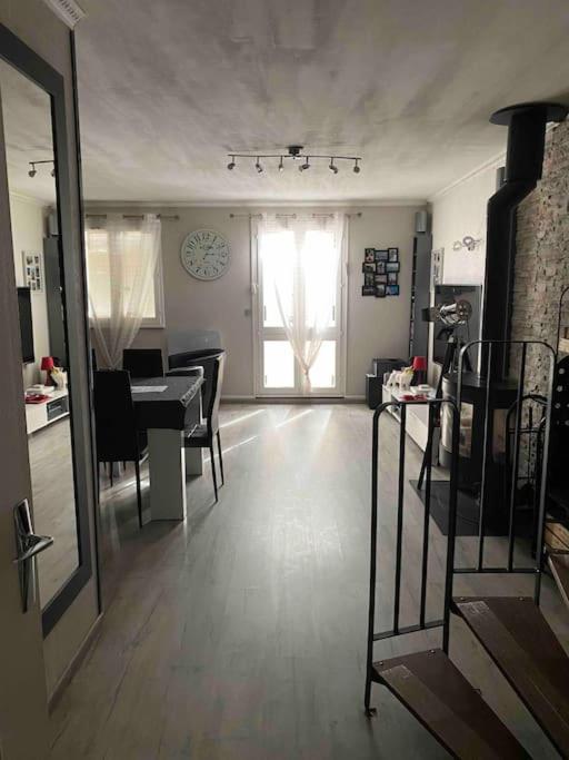 Chez Manu Meuble De Tourisme 2 Etoiles Pour 6 Personnes - 3 Chambres Villeparisis Buitenkant foto
